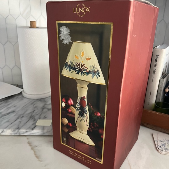 Collectible Lenox Winter Greetings Candlestick Lamp and Shade NIB - Picture 4 of 4